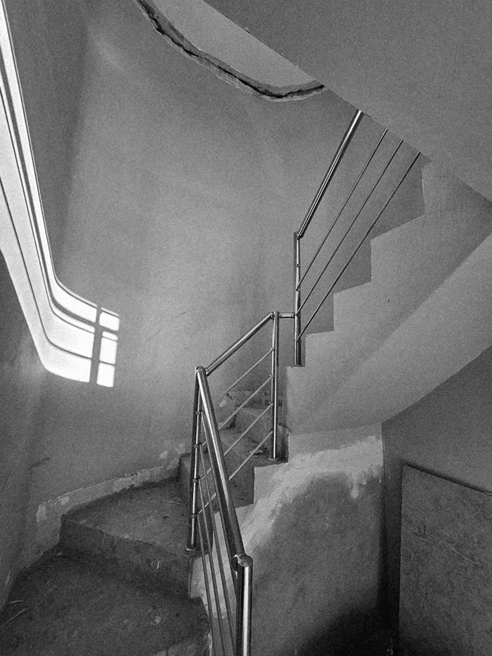 image001